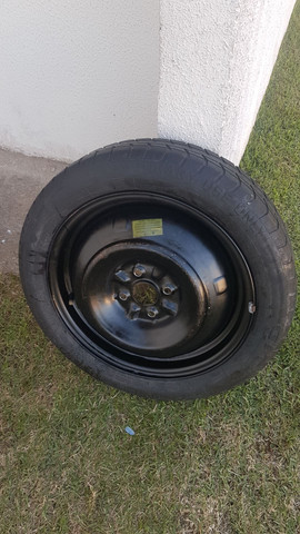 Roda 16 + pneu semi-novo