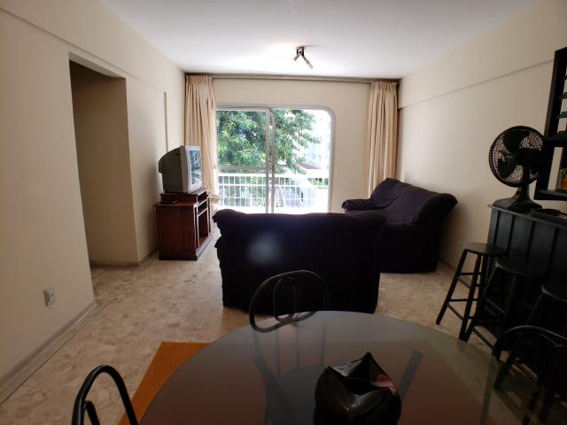 Apartamento à venda com 97m² por 400mil, 3 Dormitórios (1 suíte com sacada), Sala 2 ambien - Foto 2