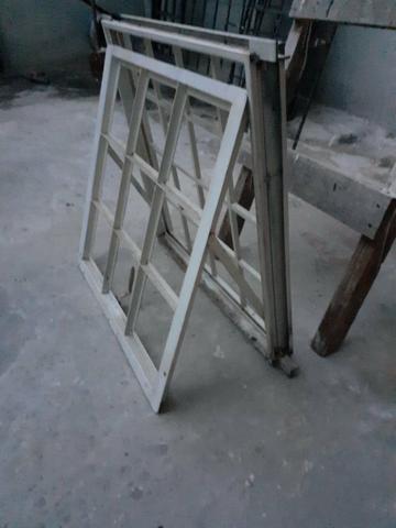 Vitro de banheiro, falta pintura - Foto 3