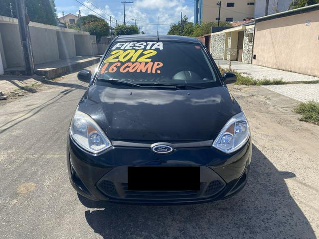 Fiesta SE 1.6 sedan completo manual chave reserva