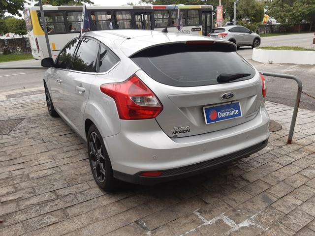 Focus 2015 Titanium Oportunidade Raion Barra - Foto 6