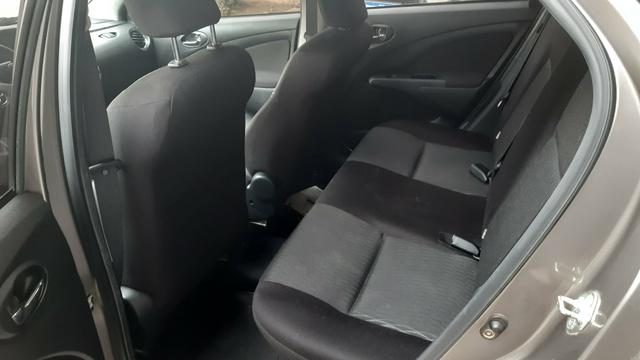 Etios sedan XS 1.5 mecânico - Foto 3