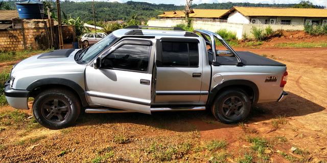 Vendo s10 tornado 4x2 2.8 diesel - Foto 10