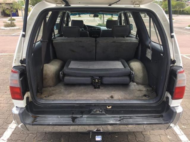 TOYOTA HILUX SW4 4X4 3.0 TB 4P - Foto 9