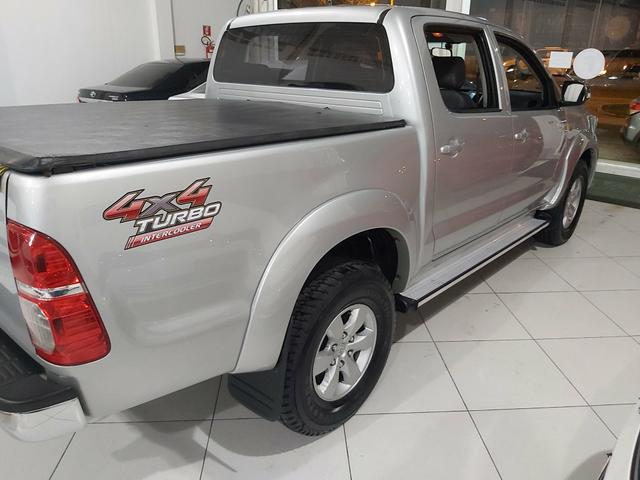 Toyota hilux SRV 4X4 Diesel 2020 pago - Foto 8