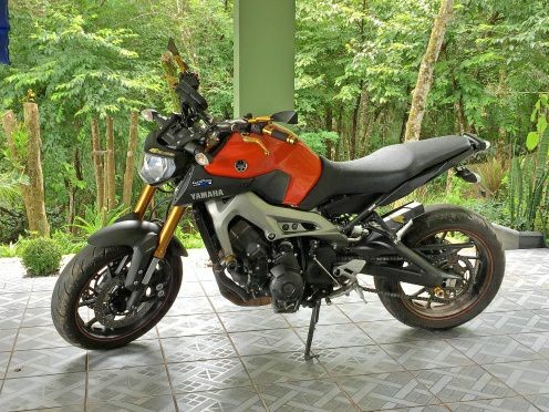 YAMAHA ,, MT09