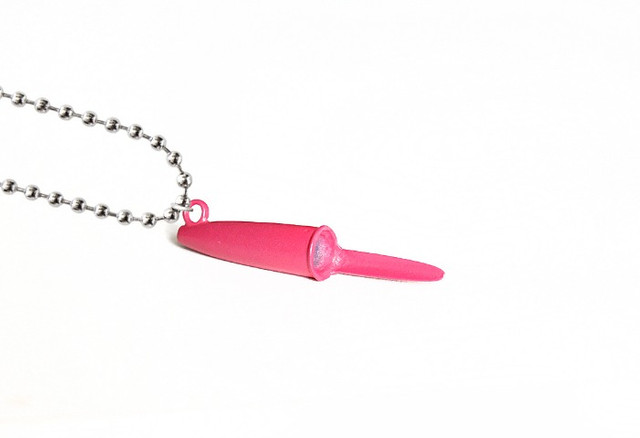 Colar Tampa Caneta Bic Rosa Chiclete