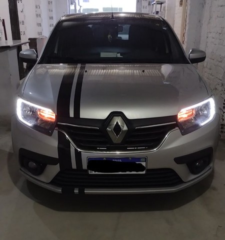 VENDO SANDERO ZEN COM GNV 5 GERAÇÃO