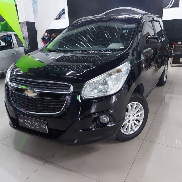 VENDO CHEVROLET SPIN 2013