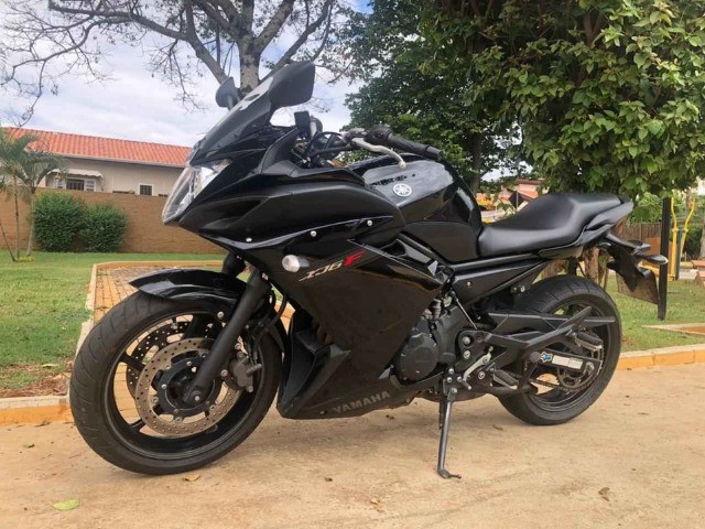 XJ6 JUSTICEIRO  VEÍCULO DE PARTICULAR / DIVIDO NO BOLETO EM 60X / DIRETO COM O DONO 