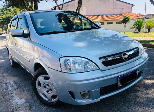 CORSA PREMIUM 1.4 2009