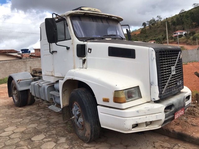 VOLVO N-10 280 4X2 2P DIESEL