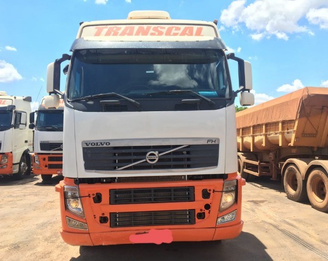 VOLVO FH500 6X4 2013/13 BRANCO
