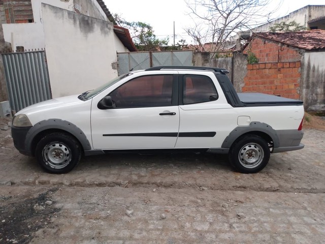 STRADA CABINE ESTENDIDA R$ 46.500,00