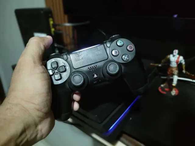 Troco por pc gamer ou Vendo ps4 2 controle vários jogos grátis pra usar  avontade - Áudio, TV, vídeo e fotografia - Maruípe, Vitória 1239830829