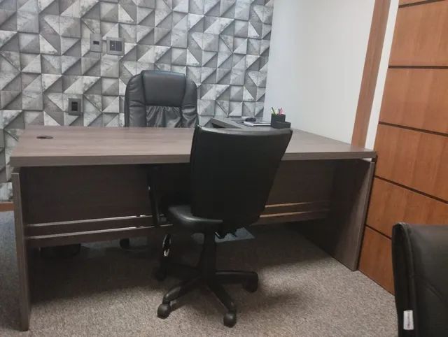 Mesa 80 x 1,80 e arquivo cinza para escritório em seminovo R$1.900,00 (61) 9  *