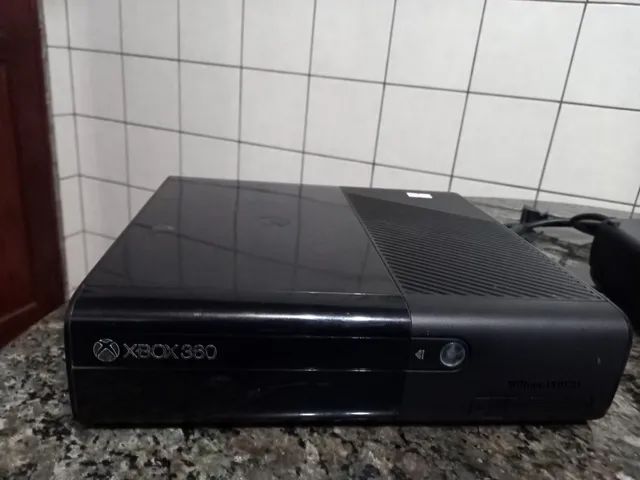 Vendo Microsoft Xbox 360 Super Slim