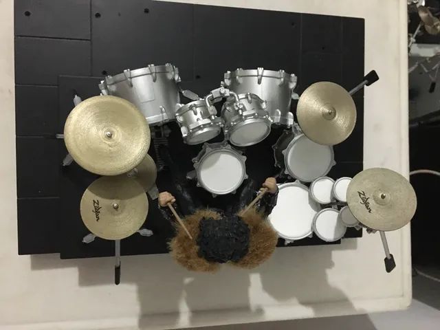 Boneco ERIC CARR do KISS . RARIDADE ( KIT EXCLUSIVO) customizado  - Foto 3