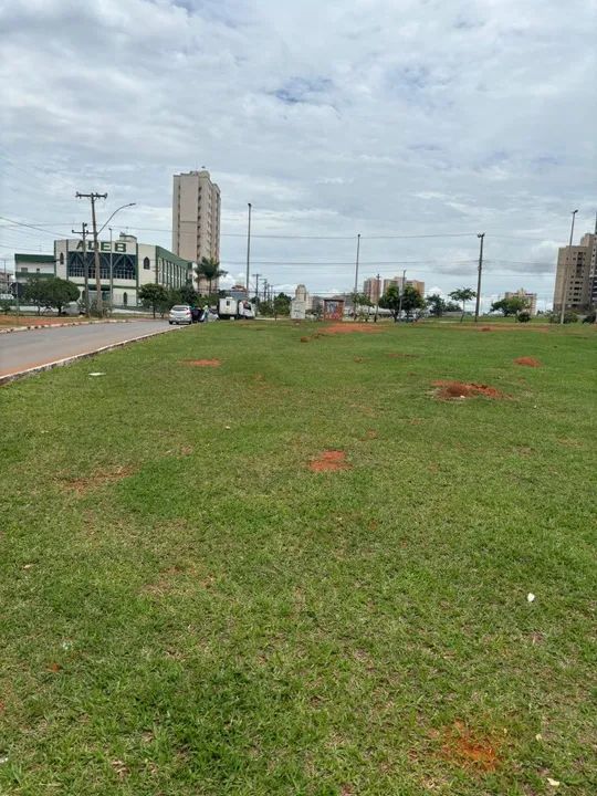 Projeção Samambaia - Frente Forum - QN 501 -Conj 13 - lote 1, 2, 3, 4 - R$ 9 Milhões - Foto 2