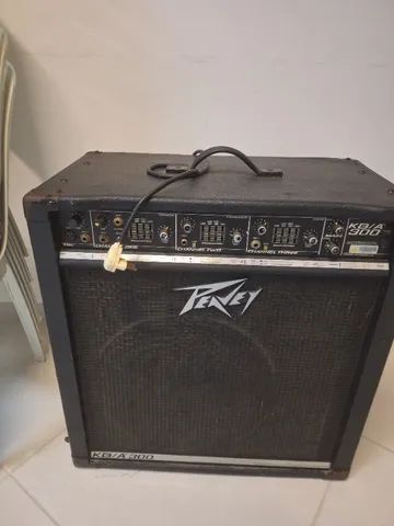 Caixa peavey KBA 300