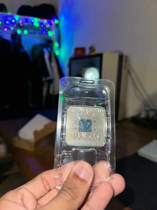 Ryzen 7 2700 - Foto 2