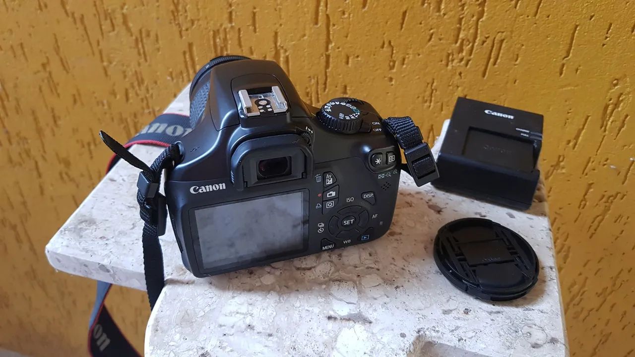Canon EOS 1100D lente 28-80mm
