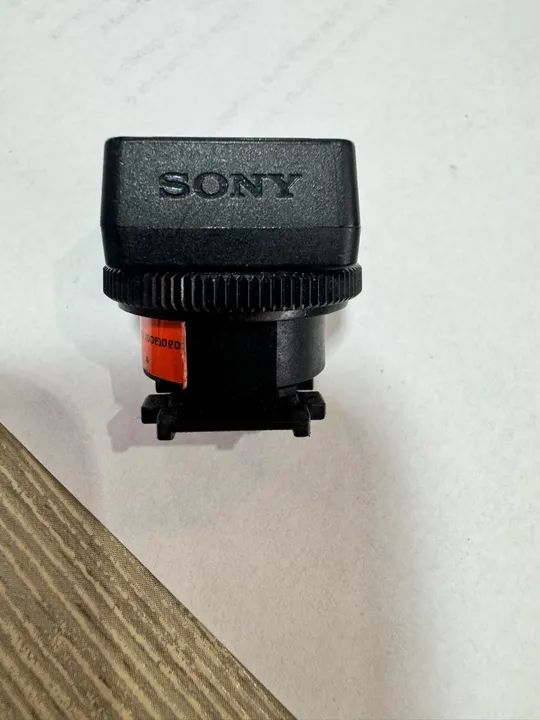 Adaptador de sapatada Sony modelos com entrada Mi Shoe, (preto) usado perfeito