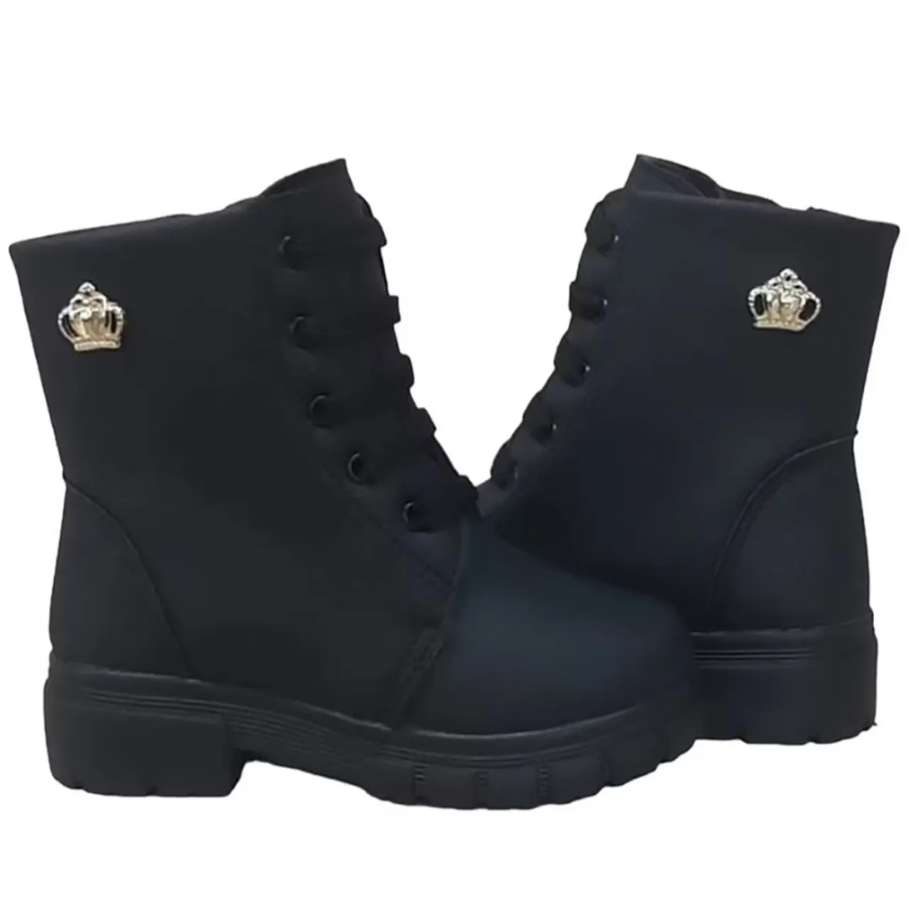 Bota Coturno Infantil Preta com Detalhe de Coroa
