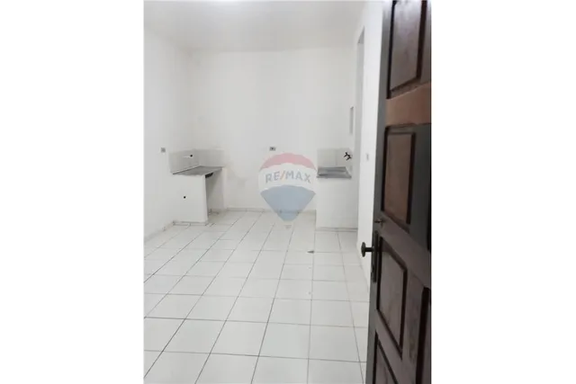 Vende Prédio Residencial com 7 kitnets - Getúlio Vargas