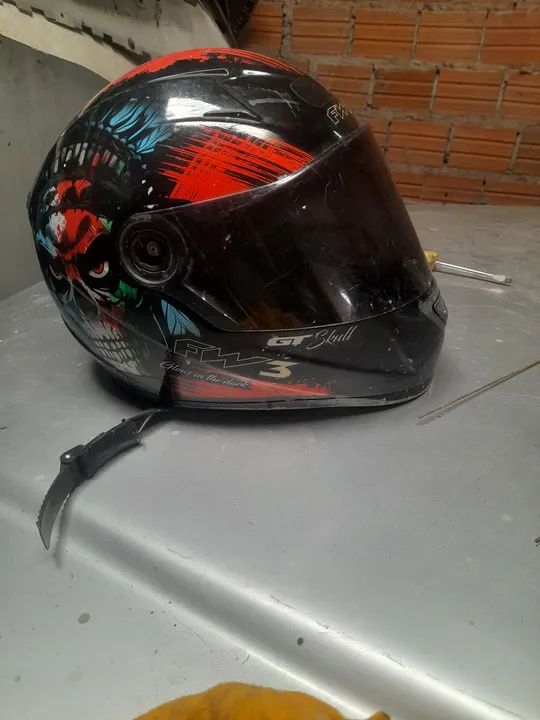 Capacete de Moto FW3 - Preto com Vermelho - Foto 2