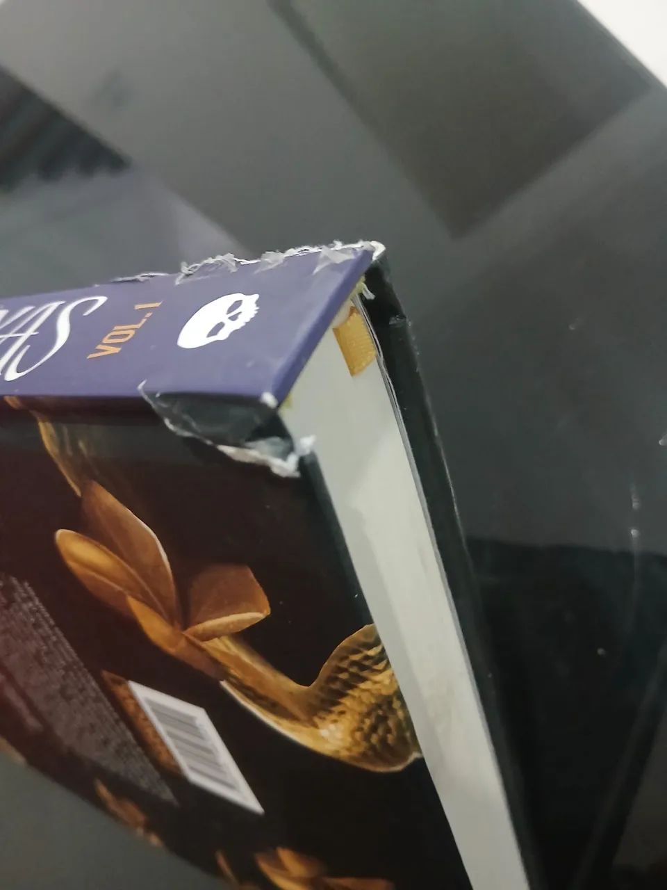 Livro Reino das Bruxas - Kerri Maniscalco - Foto 5