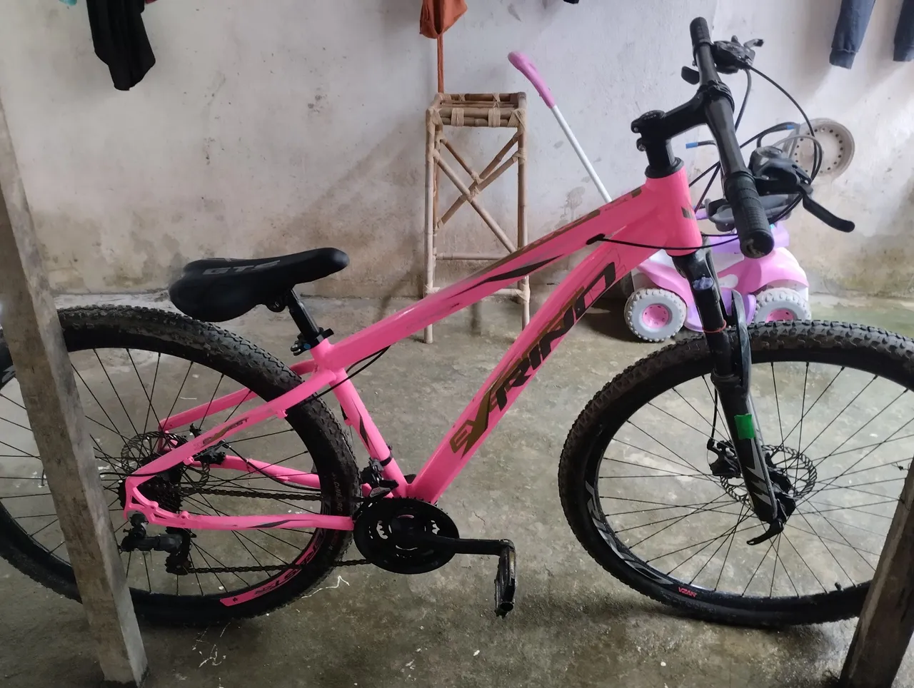 Bicicleta Aro 29 Rosa - Perfeita para Pedaladas!
