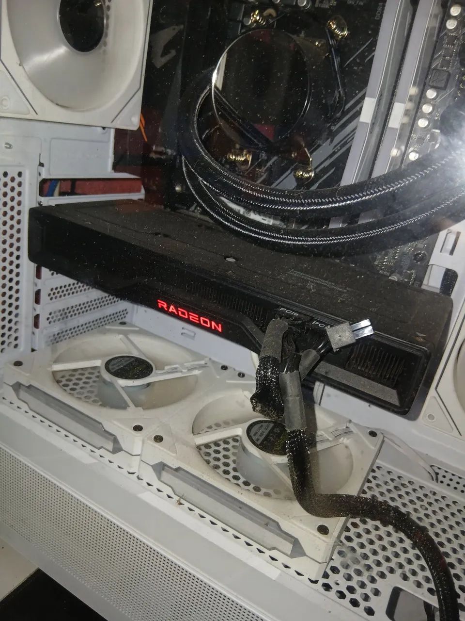 Placa de Vídeo AMD Radeon RX 6750 XT - Foto 2