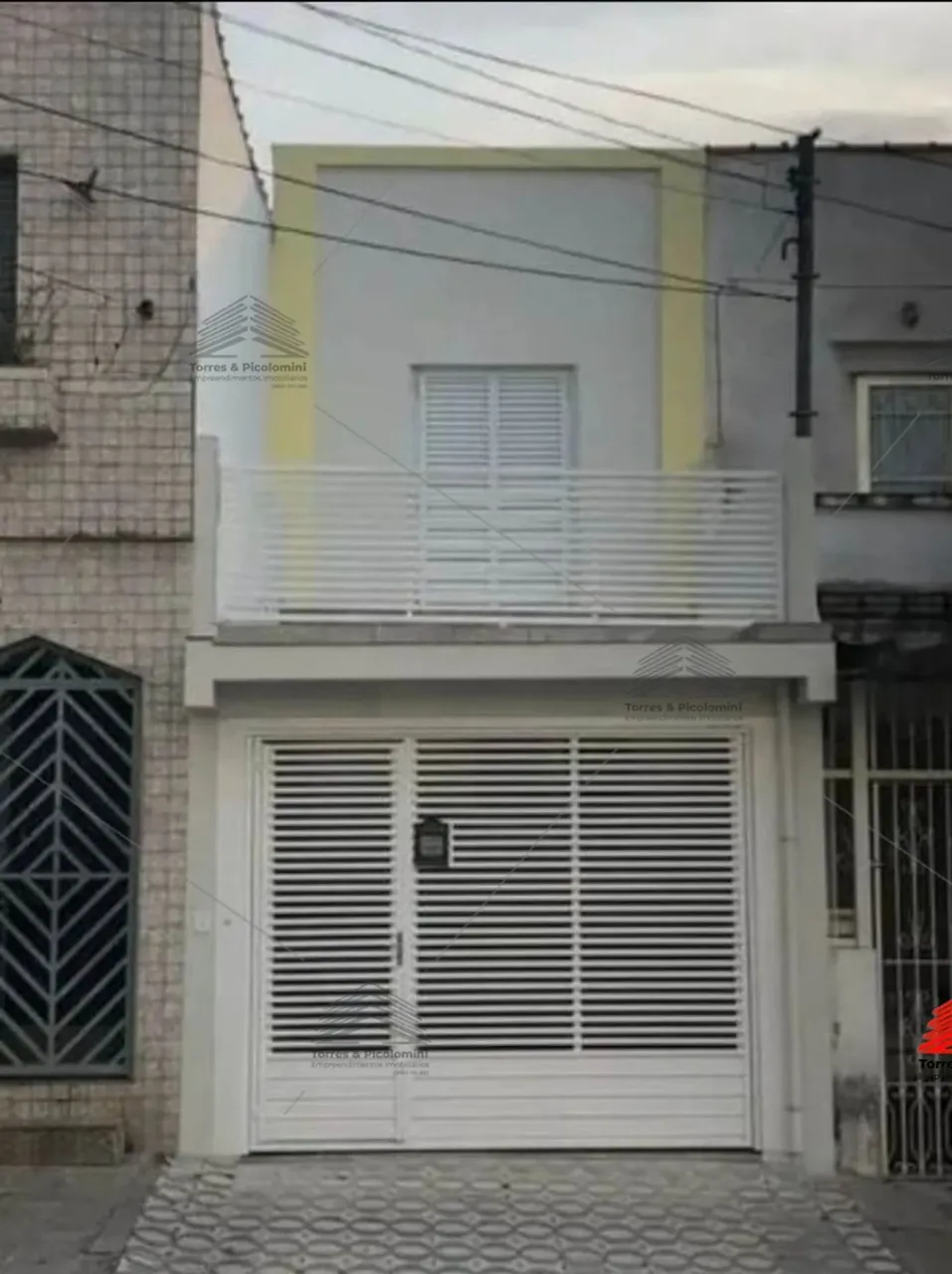Sobrado, a venda, Moóca, todo reformado, 3 dormitórios, 2 salas Grandes, sacada, 2 banheir