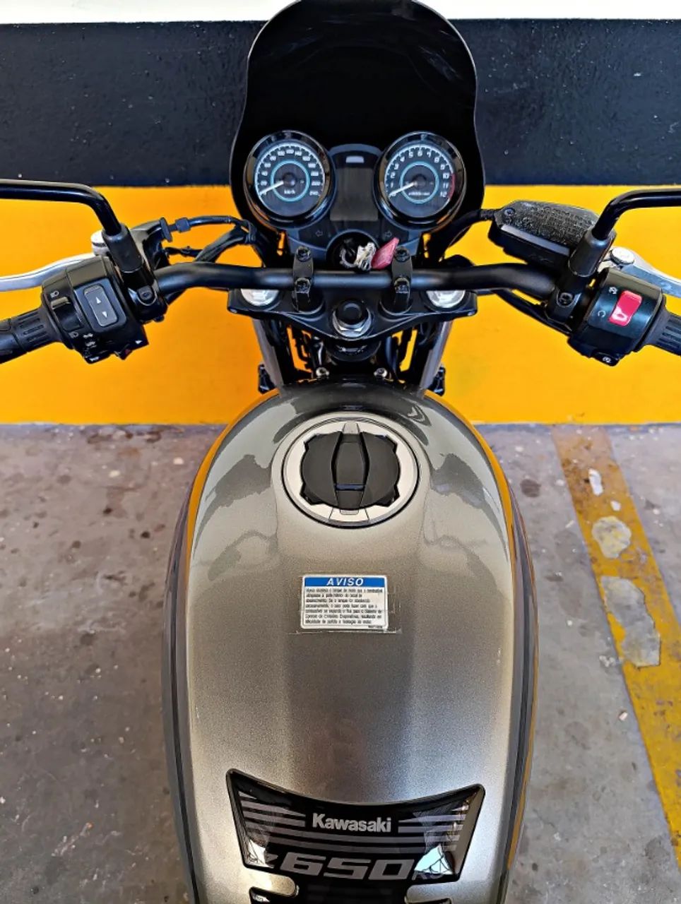 Kawasaki 650 RS 2023 - 1408254740 | OLX