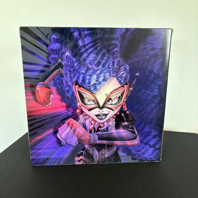 Ghoulia Deadfast SDCC 2024 - Monster High (Lacrada, avarias na caixa)