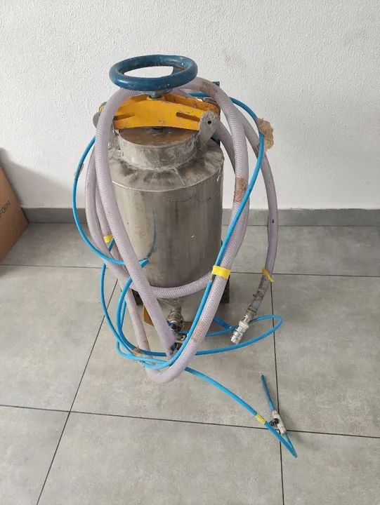 Aluguel de máquina de pintura, lixadeira, pistola de projetar textura, escada, compressor. - Foto 5