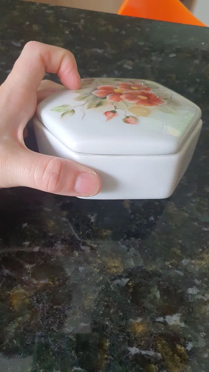 Porta Jóia Antigo Porcelana Floral desenhado a mão. - Foto 4
