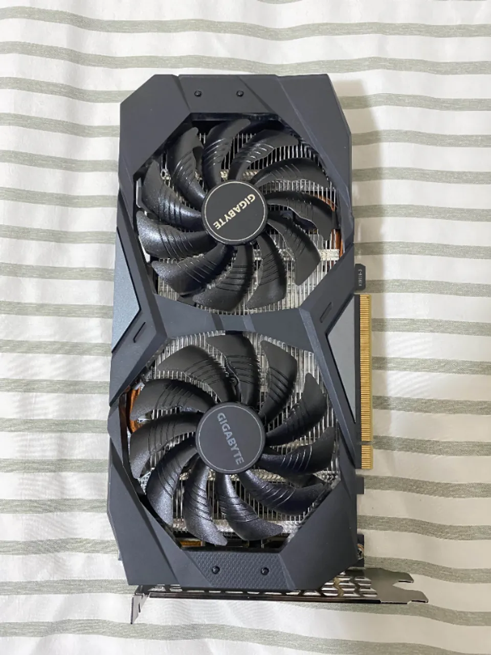 Placa de Vídeo Gigabyte - GeForce GTX 1660 Super OC, 6GB GDDR6