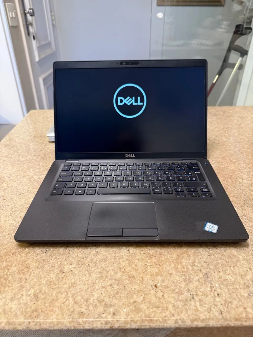 Notebook Dell Latitude 5400 - Intel Core i5 - Tela 14? - Ótimo para trabalho ou estudos