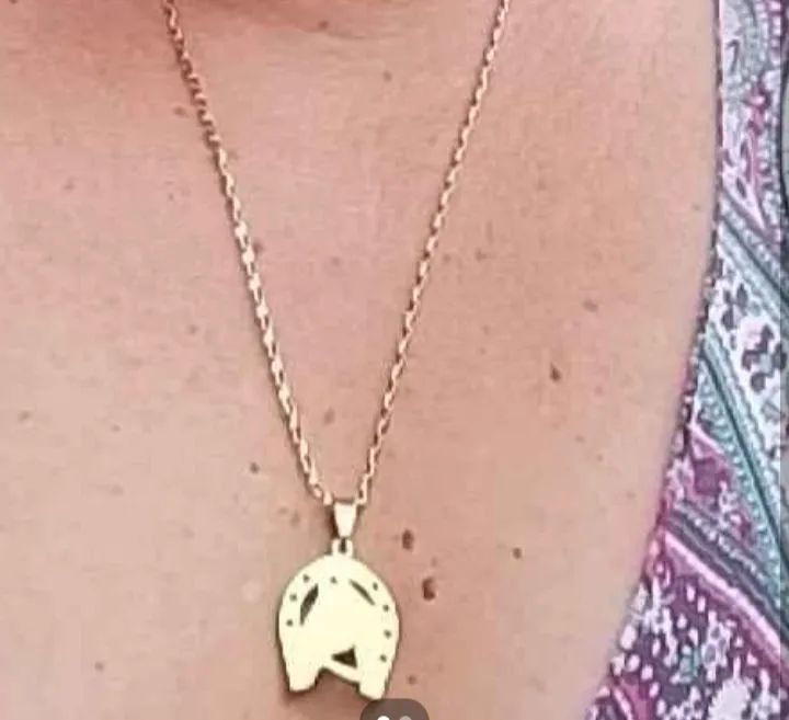 Cordão moeda antiga 