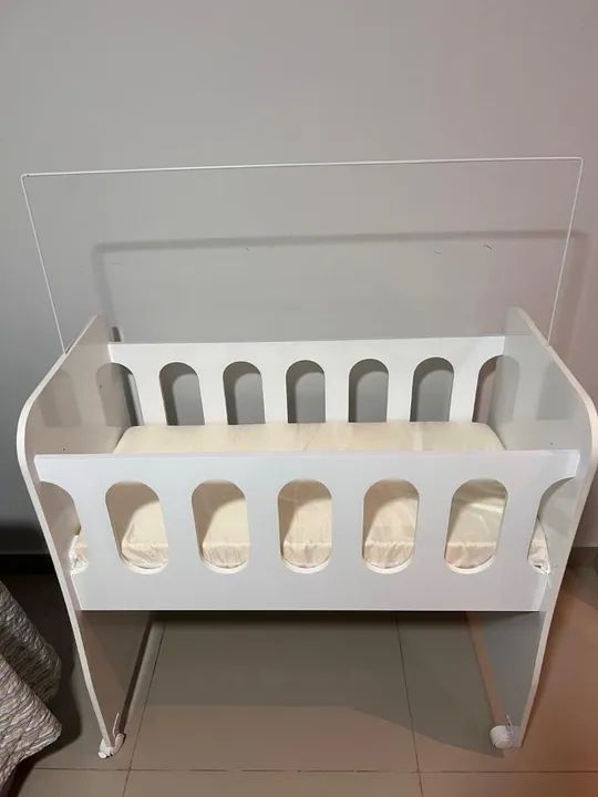 Mini berço recém nascido multifuncional com mosqueteiro e trocador