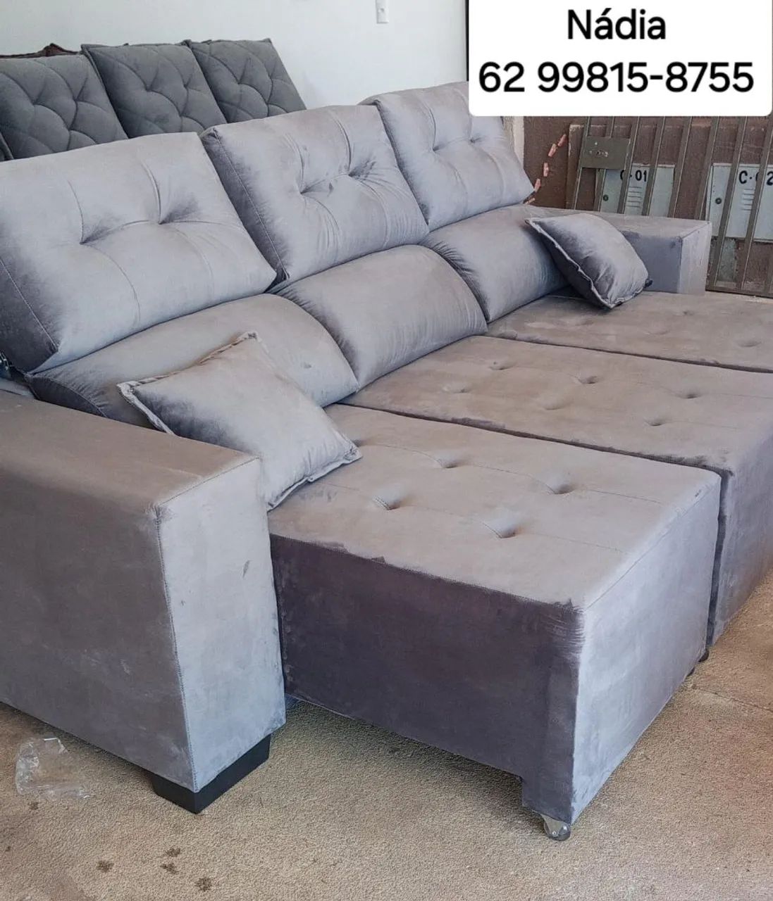 SOFÁ TRADICIONAL DE 3MTS NOVOS