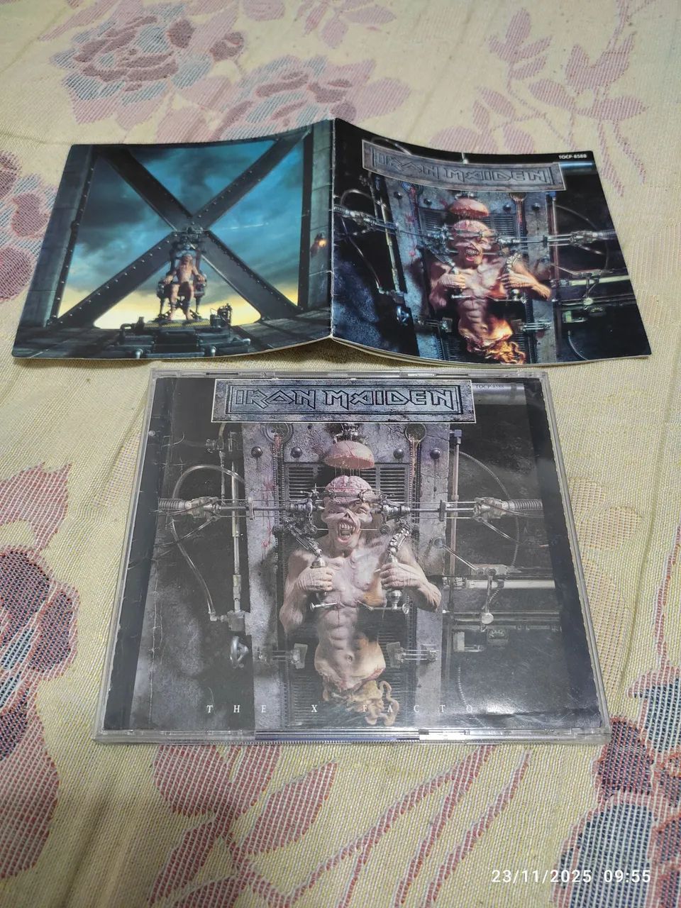 Iron Maiden - Encarte de cd Japonês 