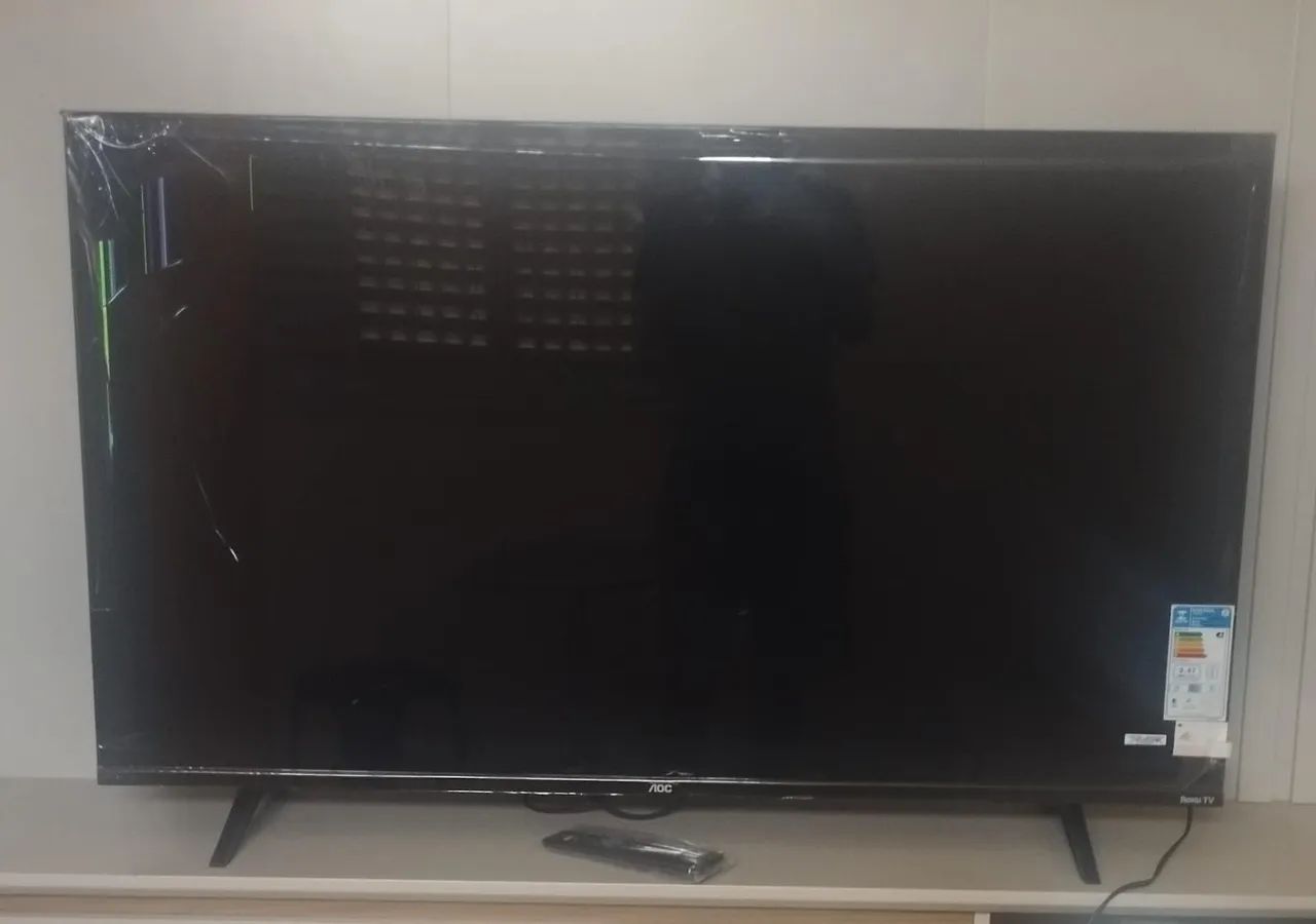 Tv 50 roku (levou queda) 1 semana de uso - Foto 3