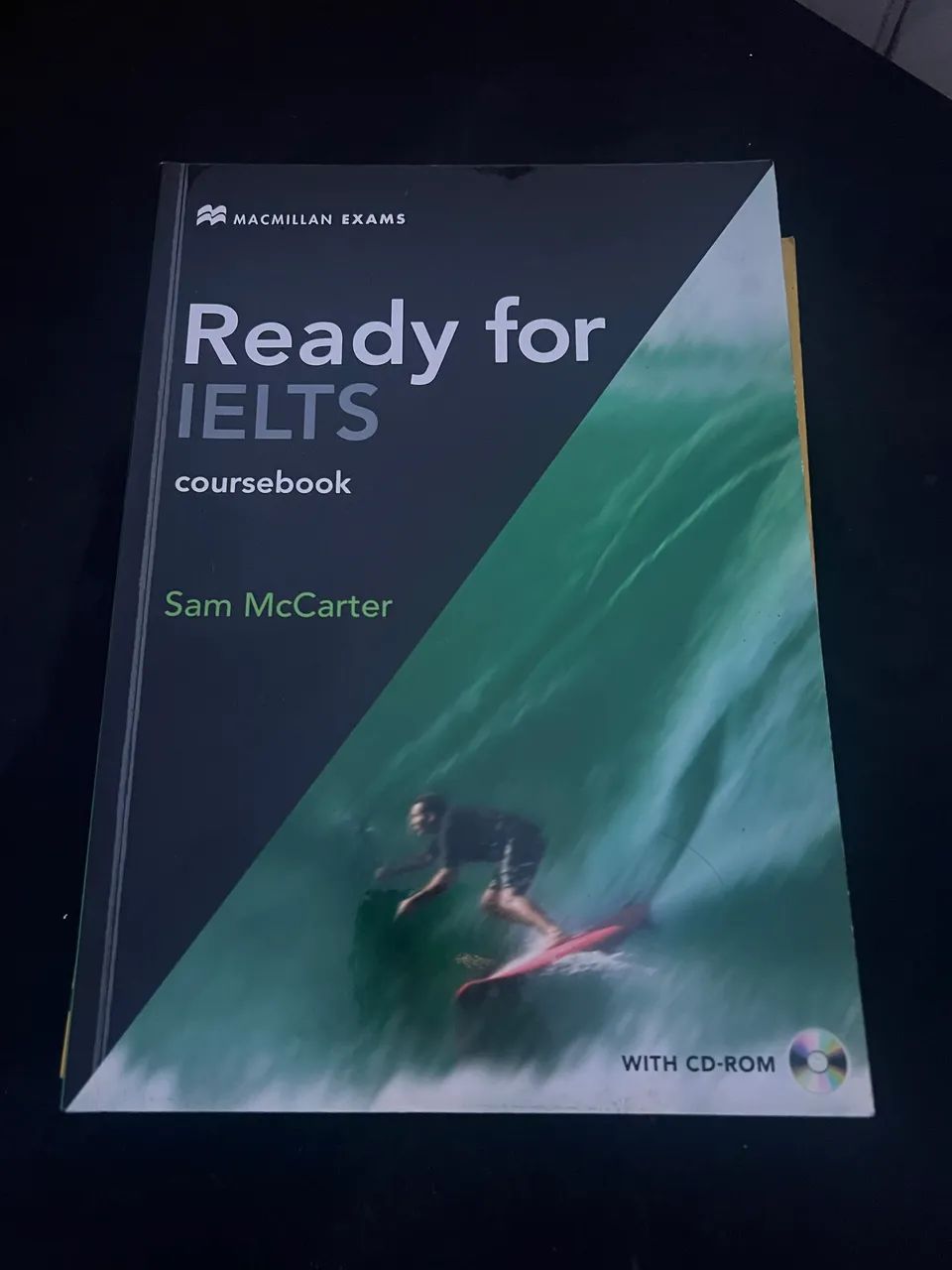 Ready for IELTS - Coursebook (Macmillan Exams), de Sam McCarter, com CD-ROM.