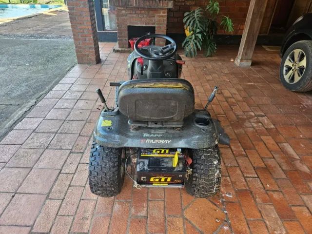 Trator de Grama Cortador de Dirigir Trapp Murray 18.5 HP - Foto 2