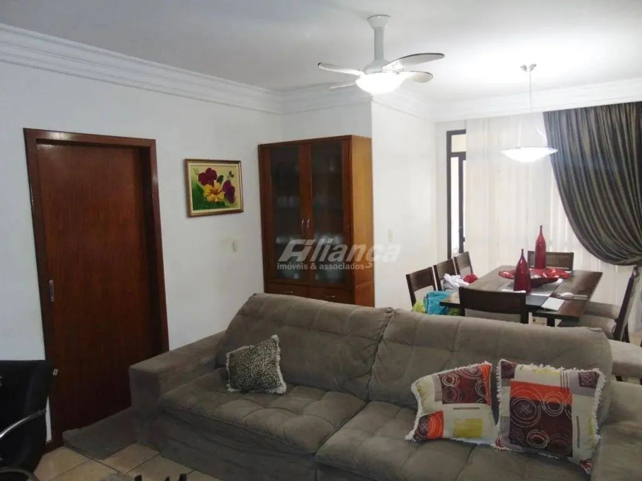 Apartamento com 3 dormitórios à venda, 160 m² por R$ 750.000,00 - Praia de Itapoã - Vila V