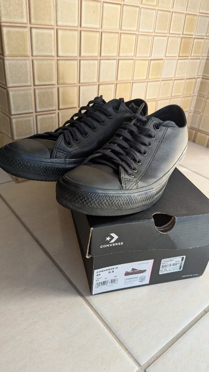 Tênis Converse All Star Monochrome preto em couro - tamanho 41 - usado apenas 2 vezes