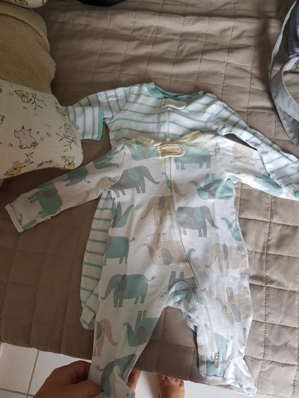 Kit macacão da Carter's-RN